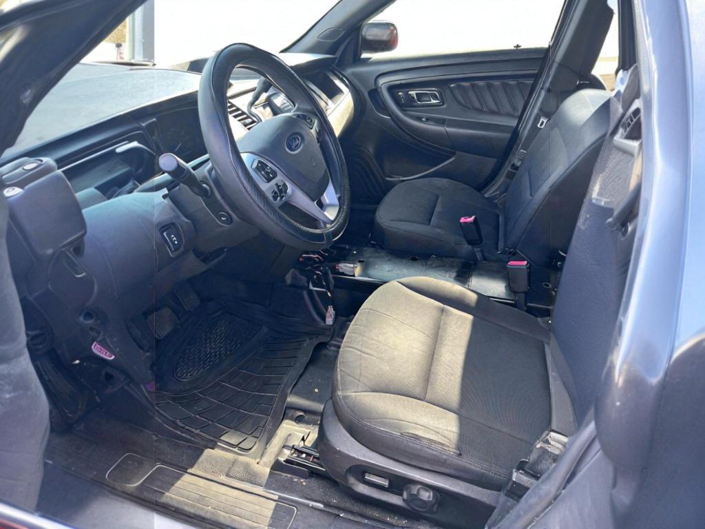 2017 Ford Taurus - Photo 7