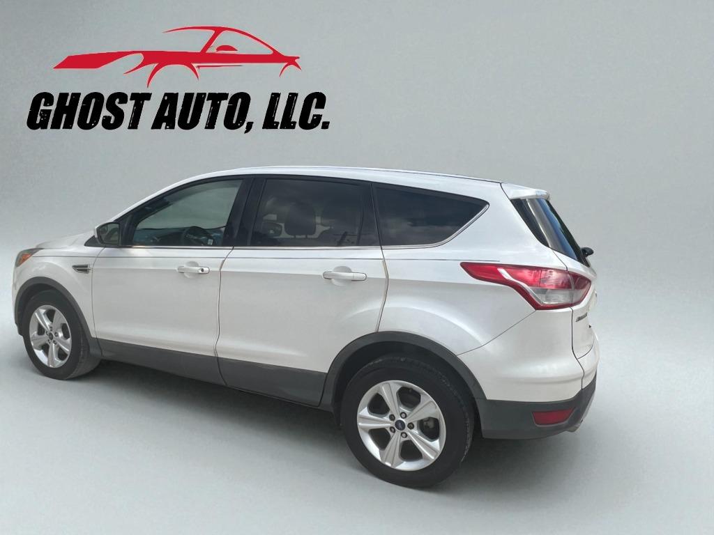 2016 Ford Escape SE's photo